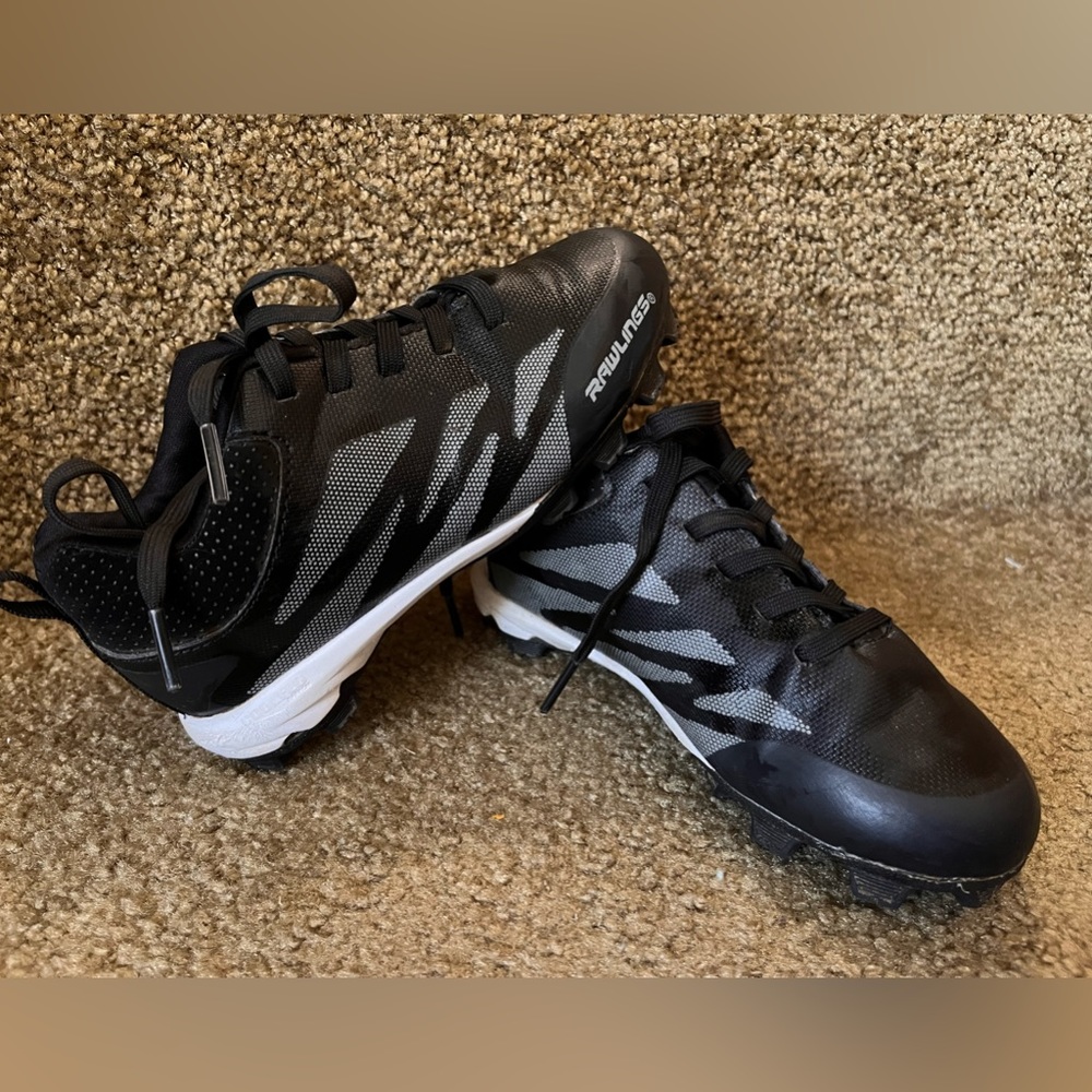 Shoes soccer size 12 M